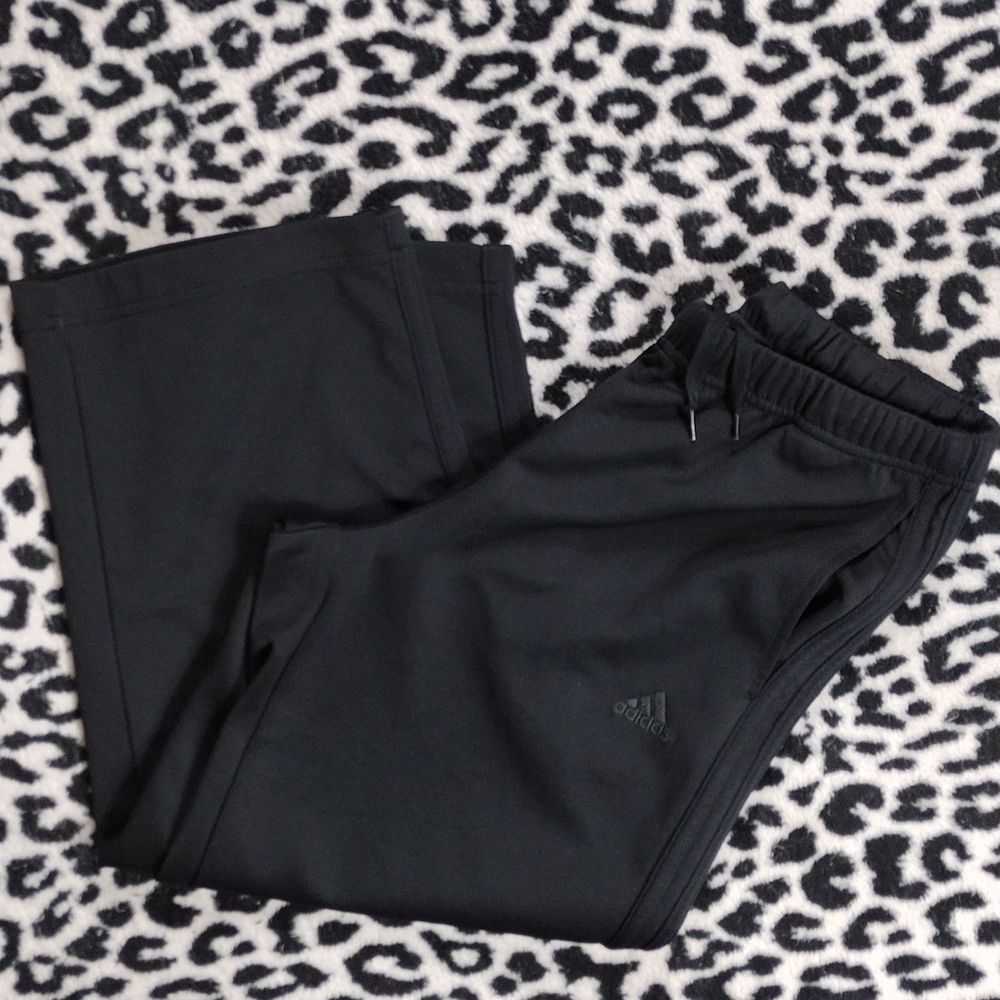 Adidas Cropped Sweat Pants
